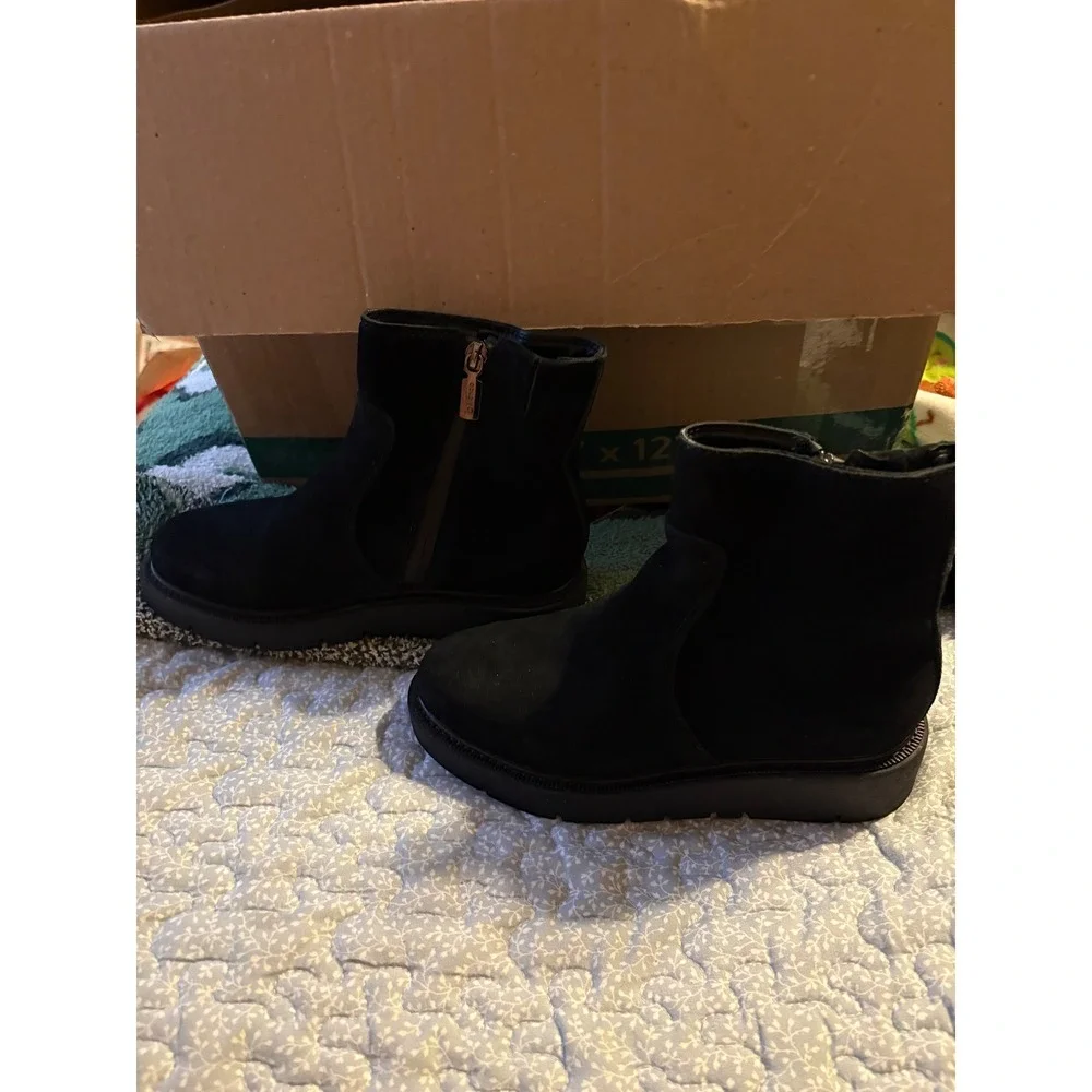 Blondo Moona Ankle Boots Women 6M Black Waterproof Suede Lug Sole MOON01SD